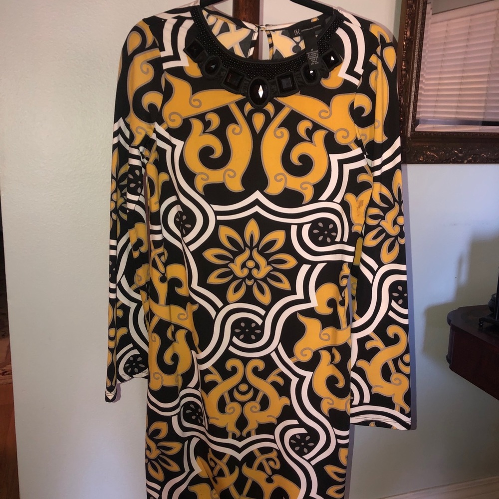 Geometric print dress.